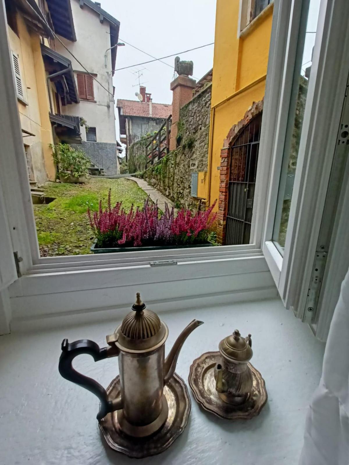 Foresteria Lombarda B & B Ca' Pelitti Ganna Eksteriør billede